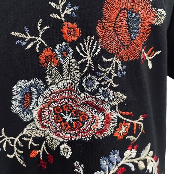 W5 Black Embroidered Floral Layered Hem Blouse Medium Boho Cottagecore Top - Picture 7 of 9